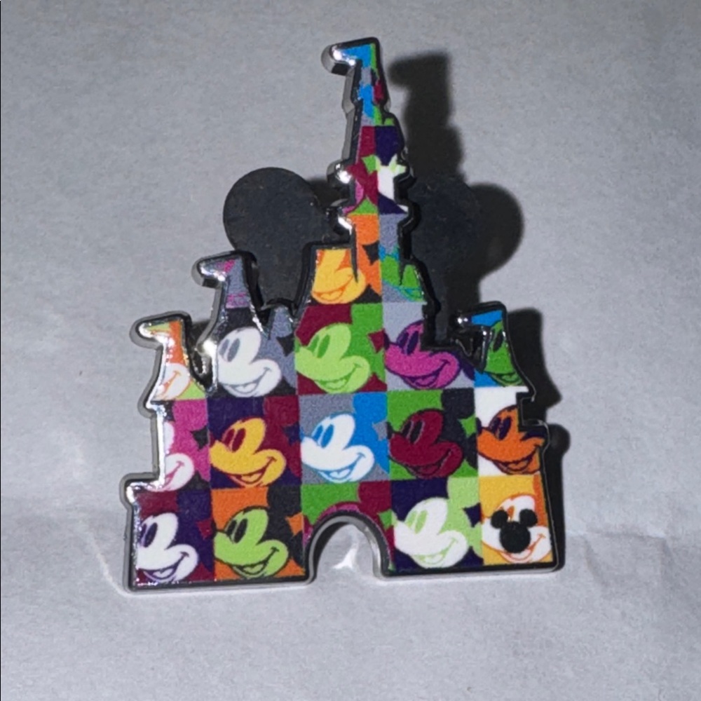Disney World Hidden Disney Cinderella Castle - Pop Art Mickey pin 2025